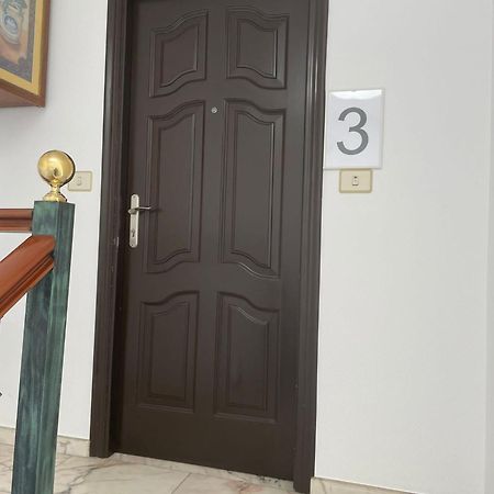 Apartamentos Demar Luis Casais 格罗韦 外观 照片
