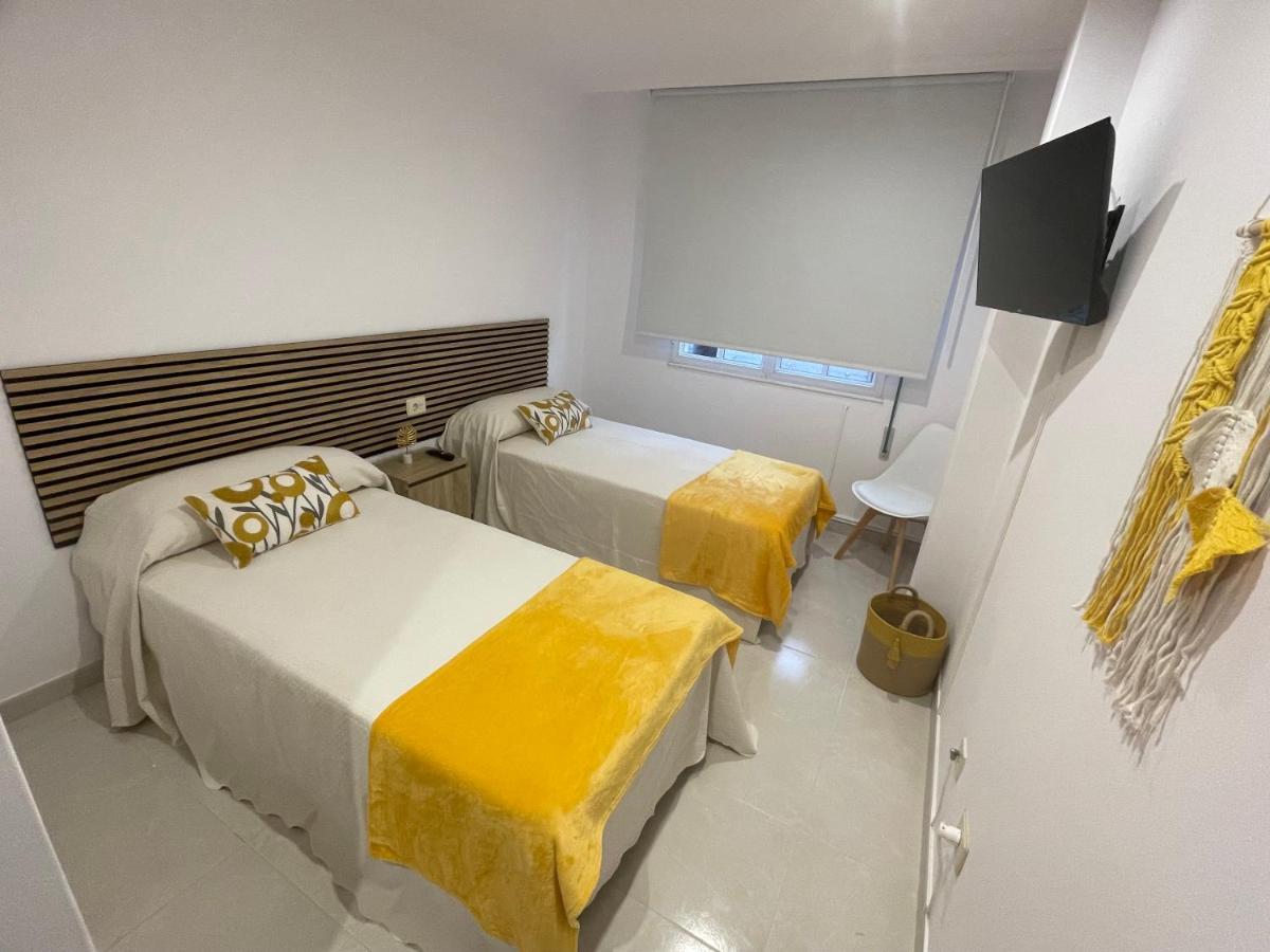 Apartamentos Demar Luis Casais 格罗韦 外观 照片